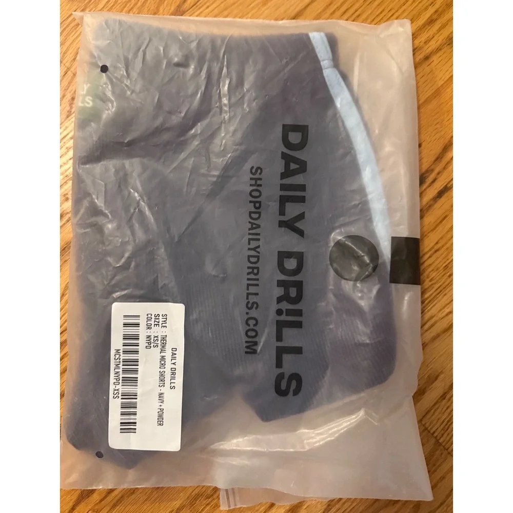 Daily Drills Thermal Micro Shorts Navy & Powder Size XS/S NWT